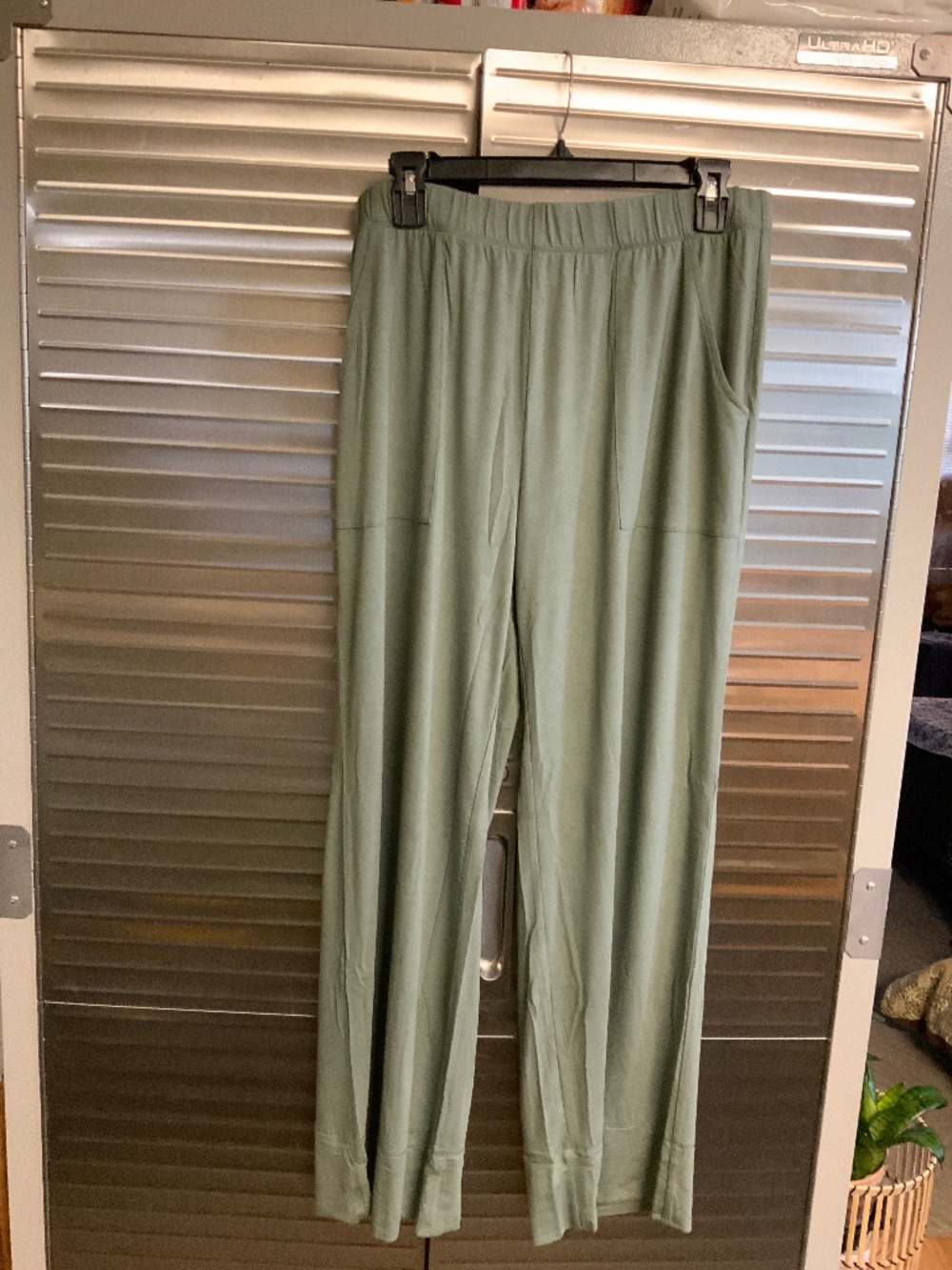 Modern soul anybody soothing knit jerseypull on pull on ankle pants